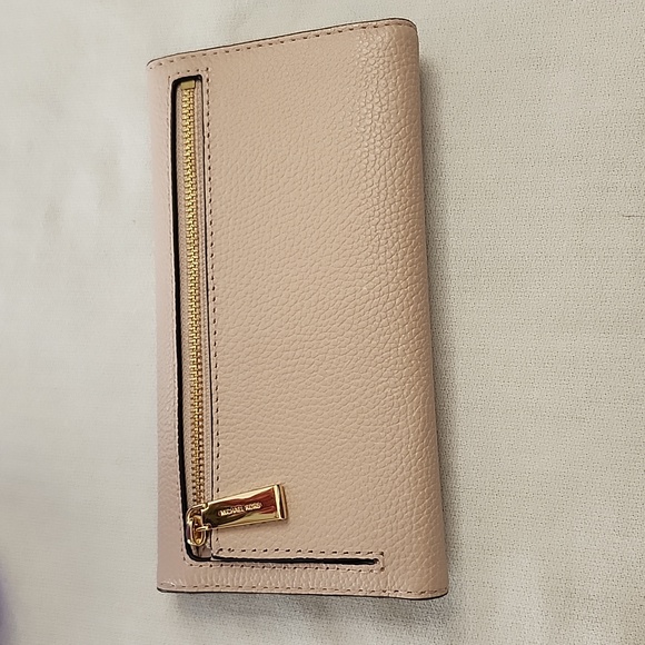 NWOT Michael Kors Pebbled Leather Tri-Fold Wallet - Picture 3 of 15